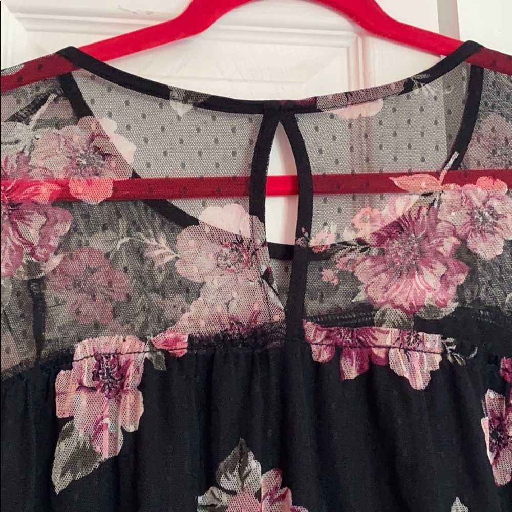 Blouse - Picture 7 of 8